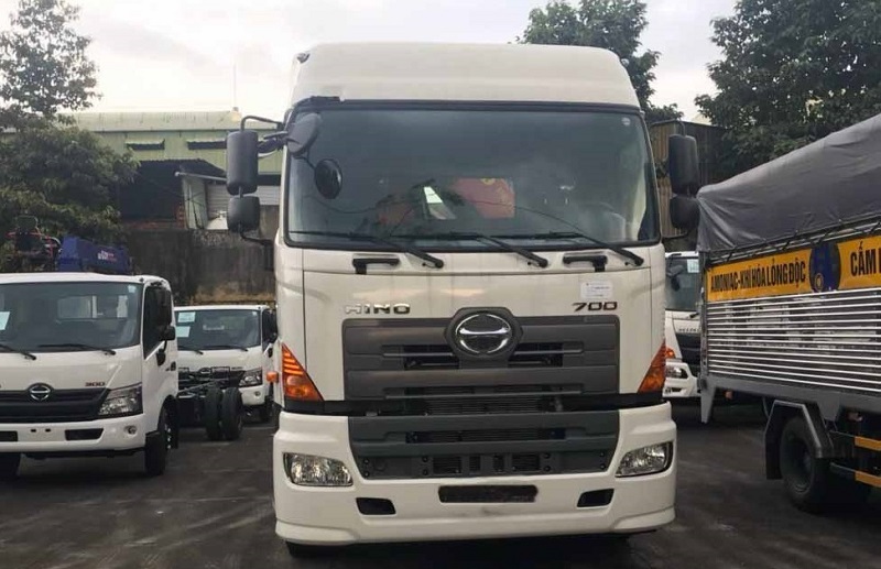 XE ĐẦU KÉO HINO LẮP CẨU 8 TẤN FAFINGER XE ĐẦU KÉO HINO LẮP CẨU 8 TẤN FAFINGER